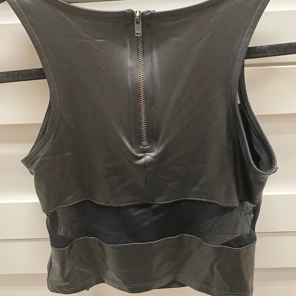 Bebe crop top - Picture 2 of 2